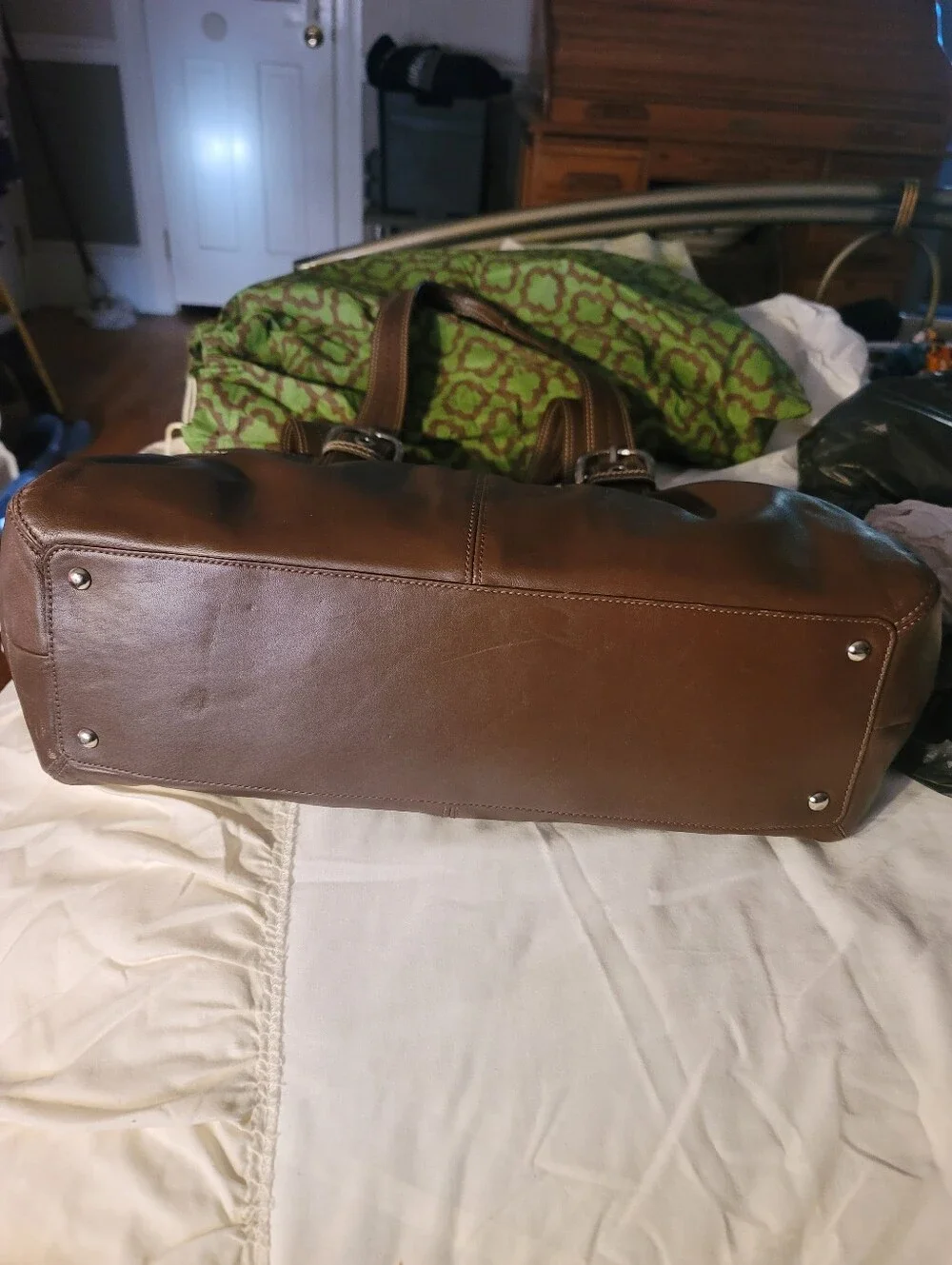 Coach - Picture 3 of 3